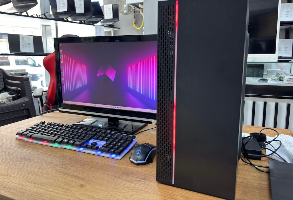 MASAÜSTÜ BİLGİSAYAR 16 GB RAM İ5 4570 4 GB EKRAN KARTLI 22 İNÇ EKRAN - 6
