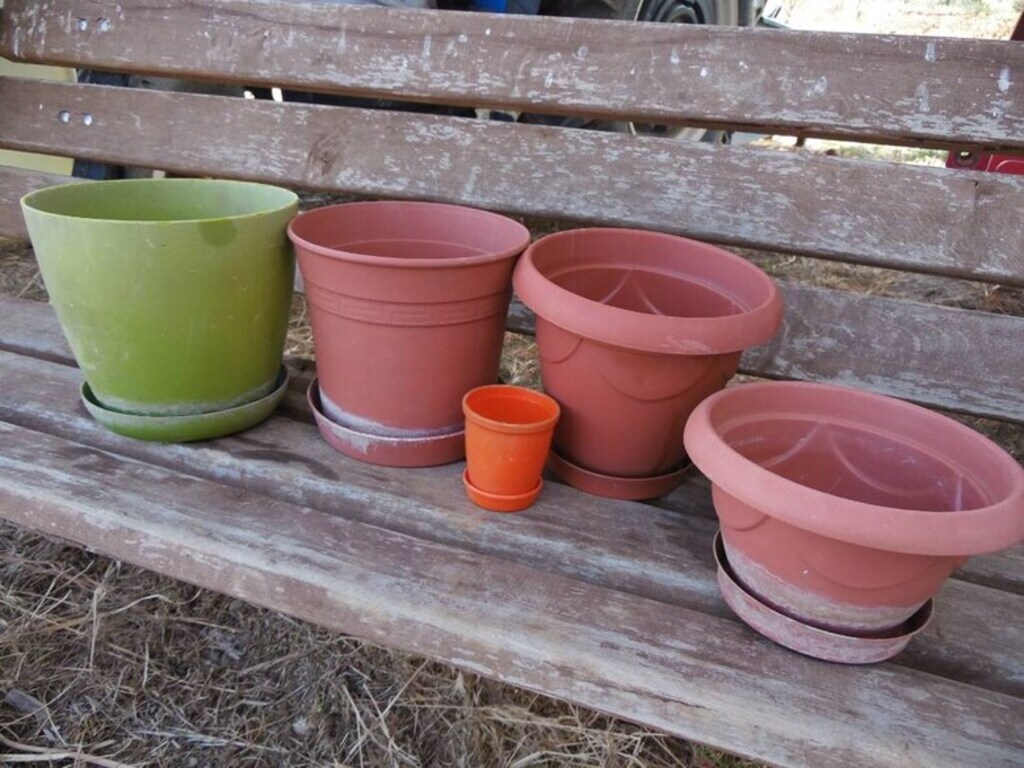 21 adet büyük+küçük saksı+3 adet saksı altlığı-bahçe-balkon-TÜMÜ - 17