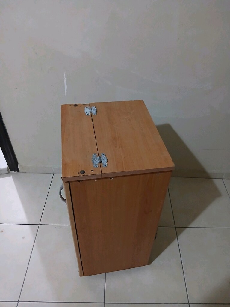 KATLANIR ÜTÜ MASASI VE RAFLI DOLAP - 2