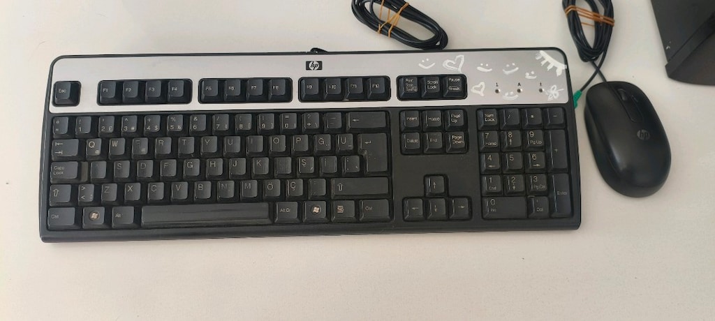 HP PAVİLİON FULL SET _. GRAFİK CANAVARİ. İ5 _8GB DDR4_4GB RX550_SSD - 7