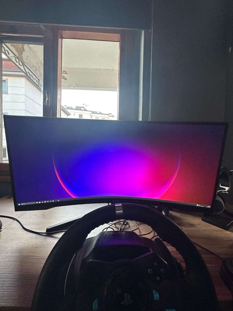 Samsung 34 inc 2k 165hz 1ms monitör