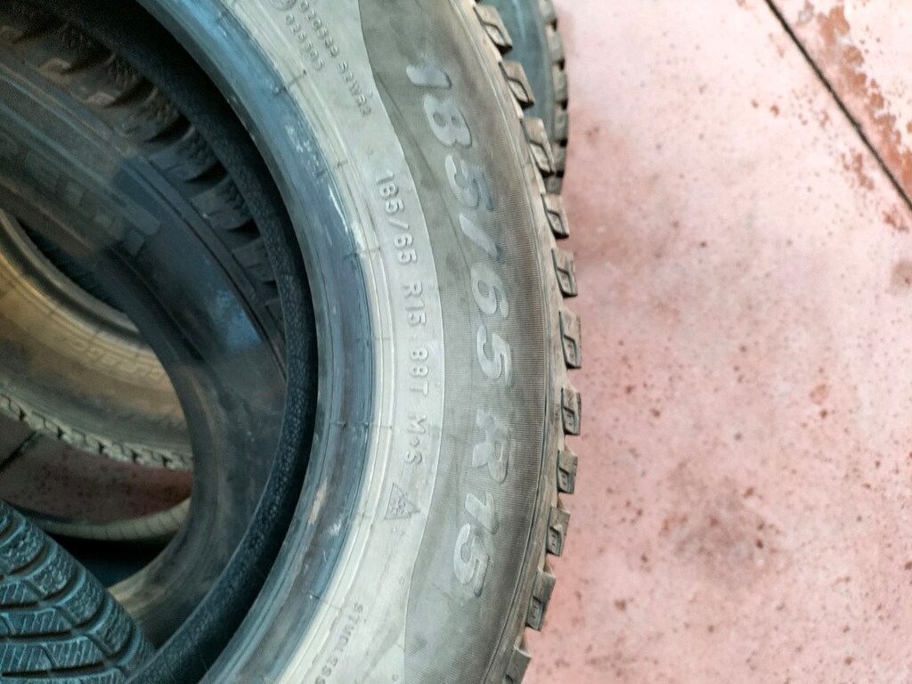4 adet çıkma lastikler 185 65 r15 sıfır gibi lastikler - 2