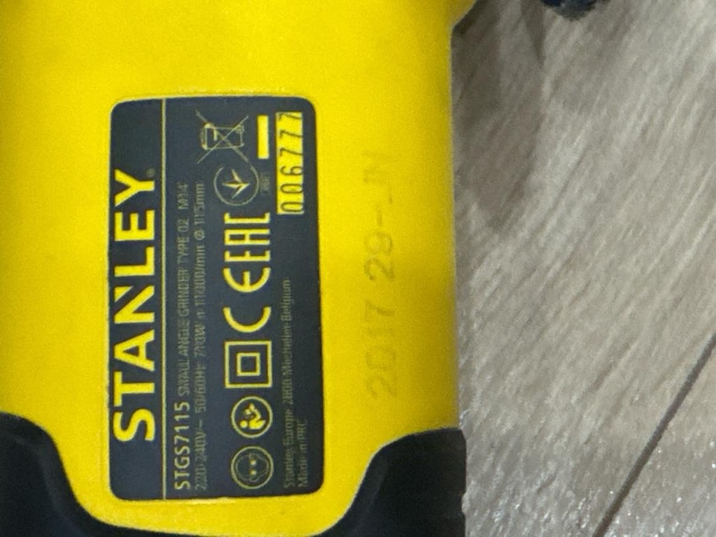 Stanley STGS7115 Avuç Taşlama Kesme Makinesi (710W - 115mm) - Temiz - 2