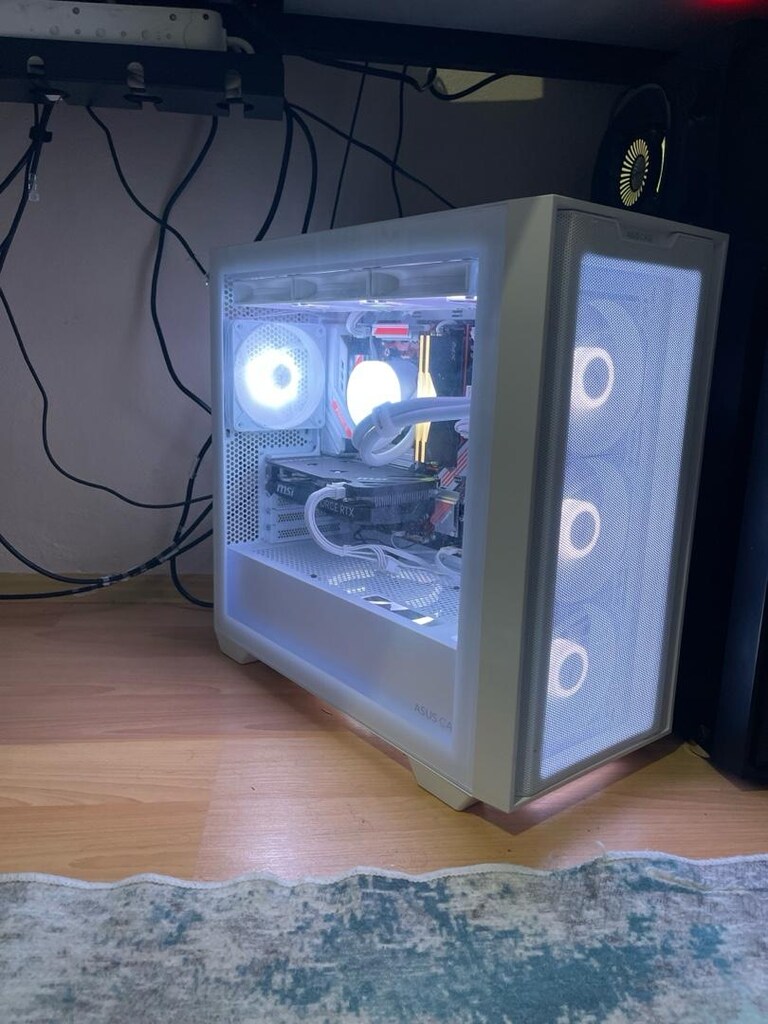 Full + Full FPS Sistemi 7800 X3D, 32 GB 6400 MHZ CL32, RTX 4060 - 4