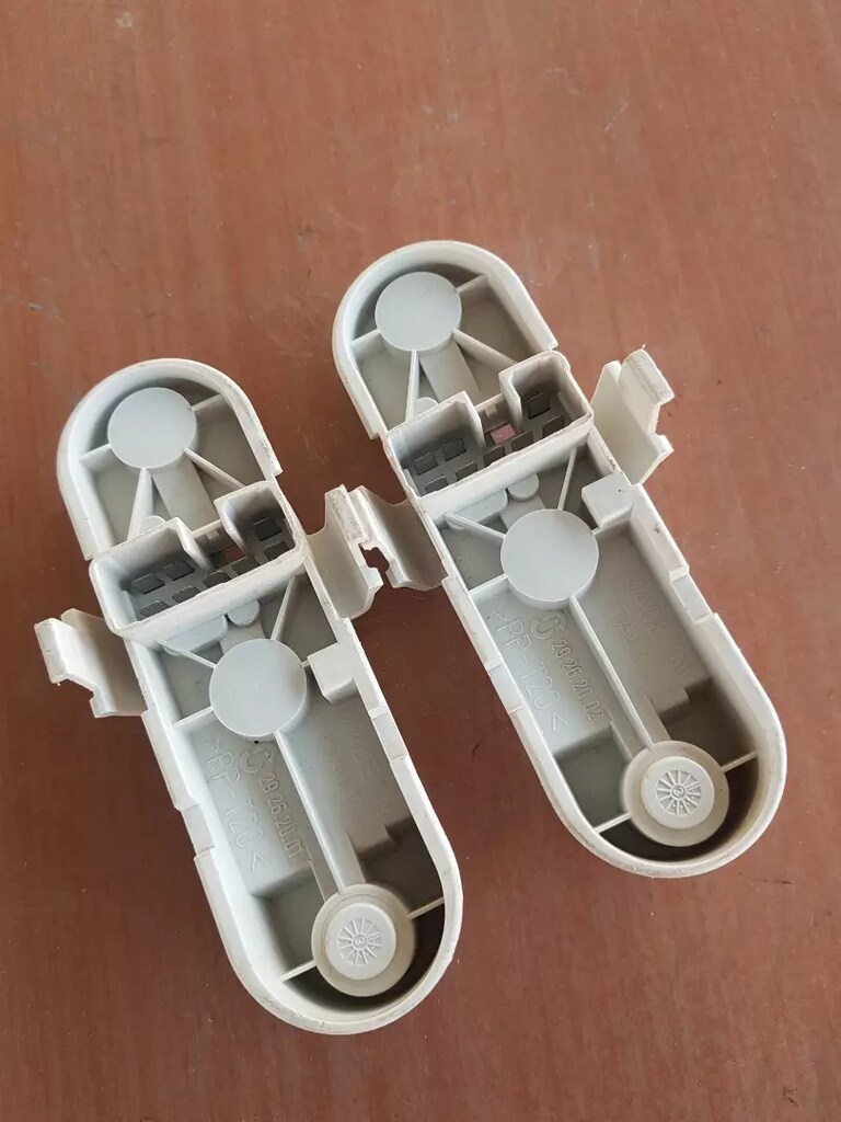 VOLVO S40 Arka Sağ,Sol Stop Lambası duyu takımı 1997-2004. - 2