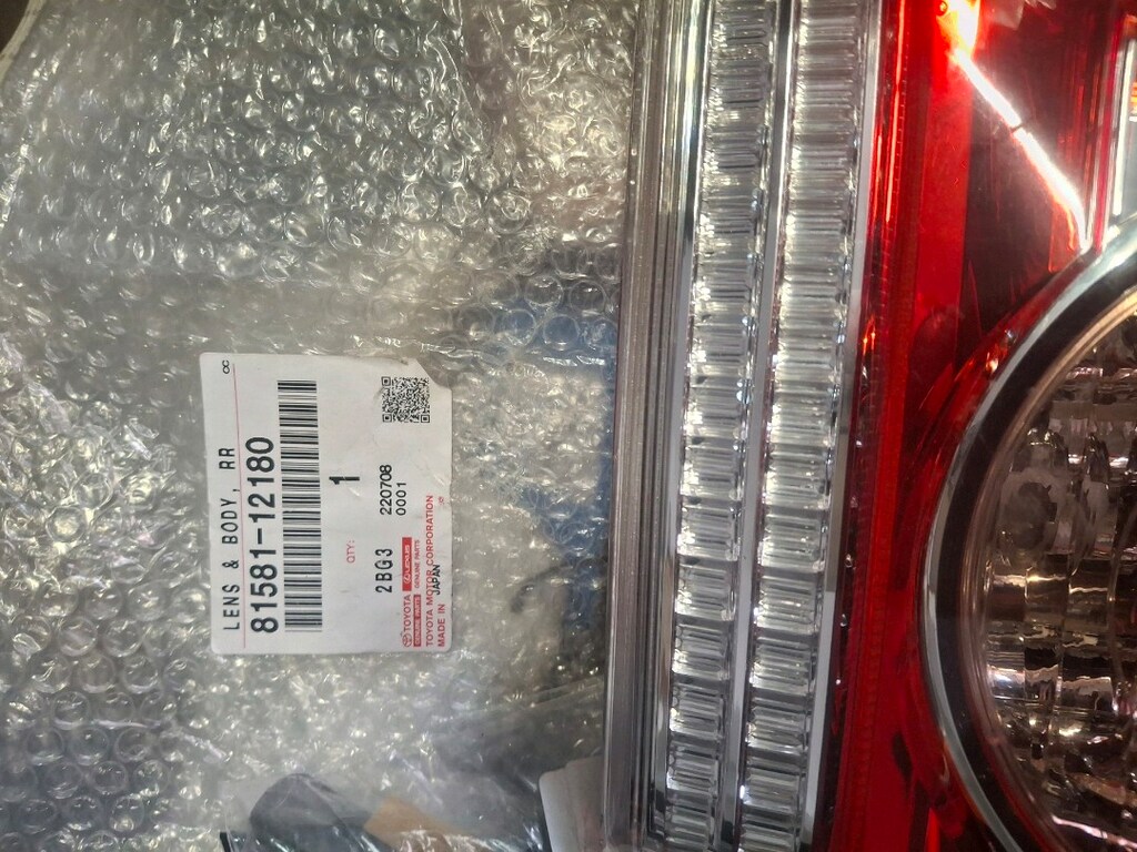 Toyota corolla sağ stop orjinal - 4