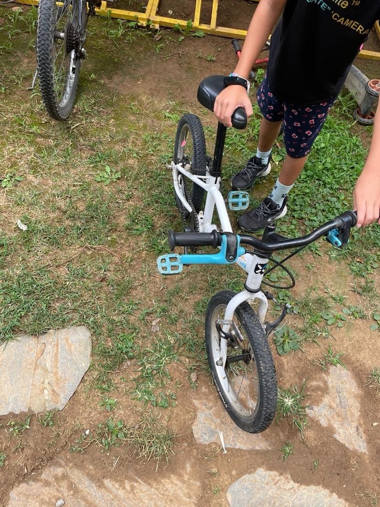 BTWIN ÇOCUK BİSİKLETİ