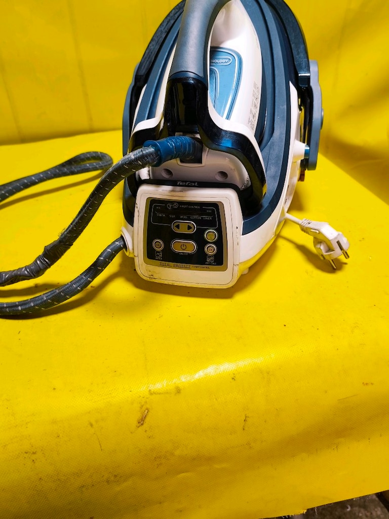 Tefal marka buhar kazanlı ütü - 5