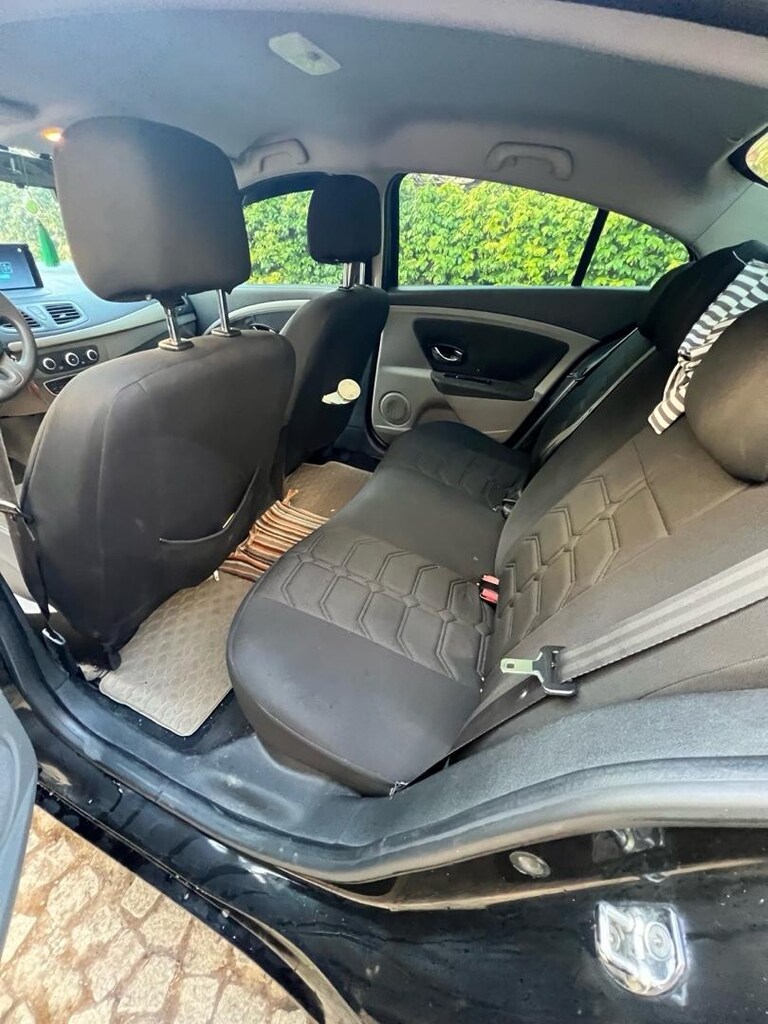 Renault fluence 110 143 bin km - 3