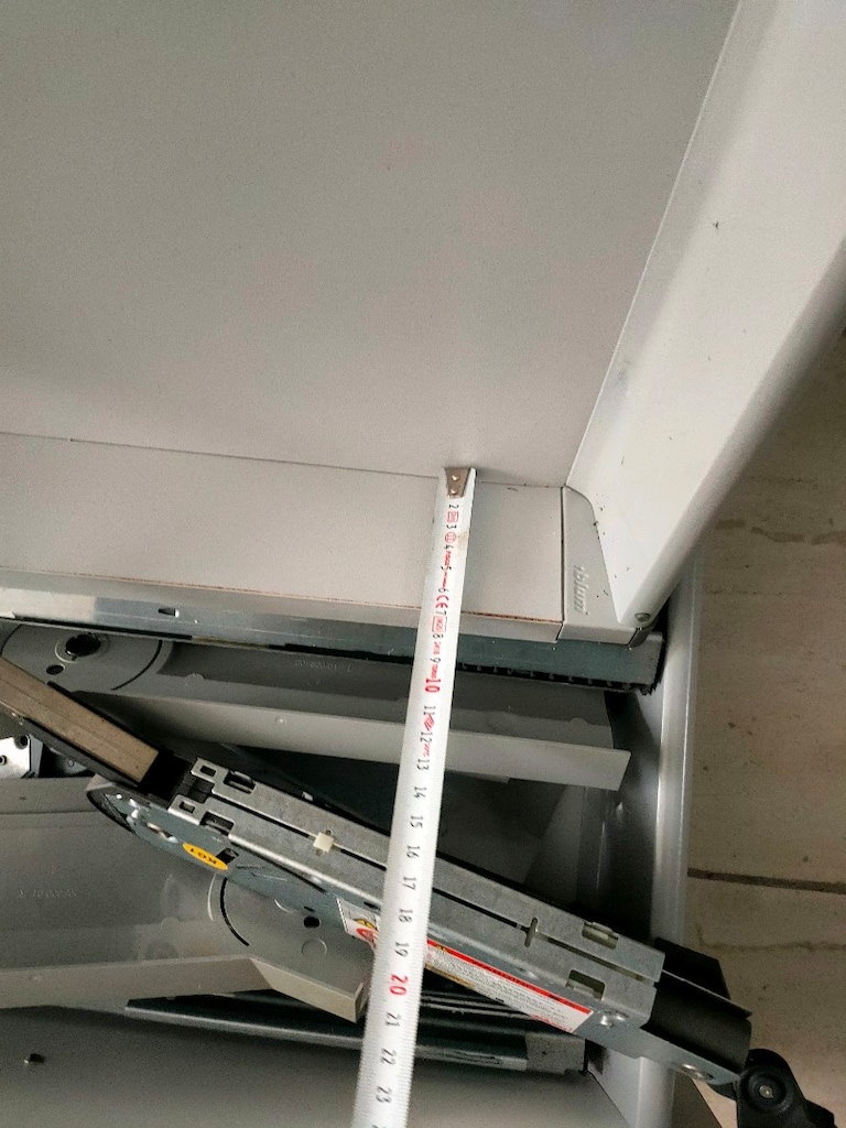 BLUM marka kalkar kapak mekanizması 6 adet ve 5 adet çekmece yine aynı - 4
