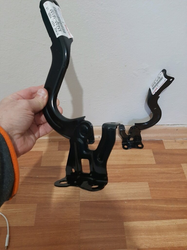 toyota corolla cross kaput menteşesi - 3