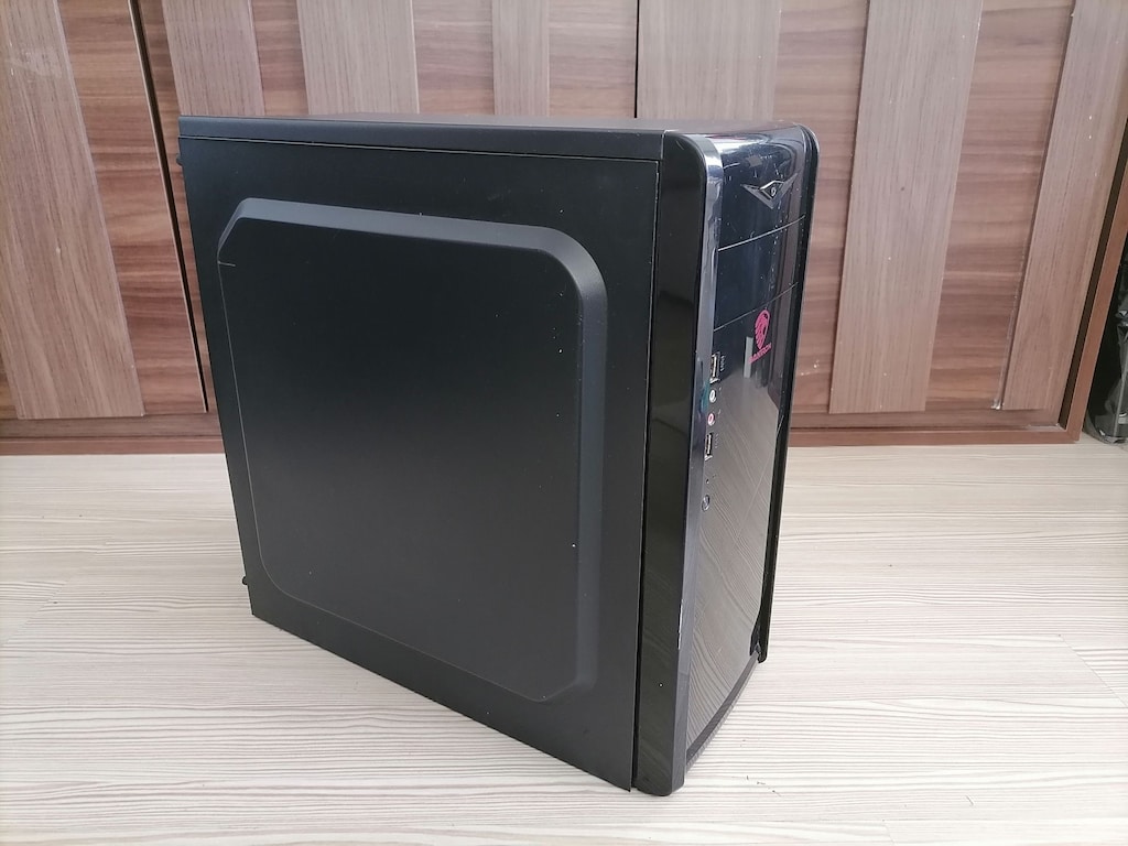 Avantron marka Boş PC Kasası - 5