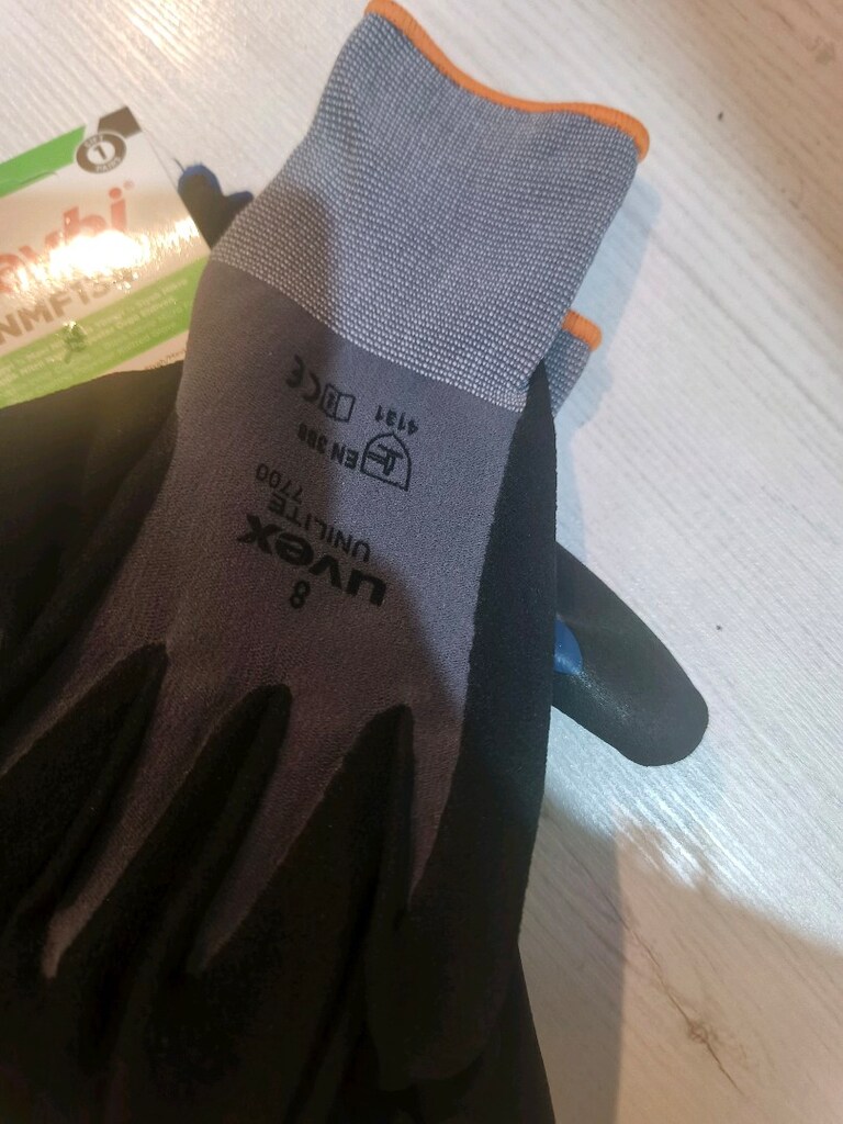 beybi nmf134 iş eldiveni 9 numara uvex mark a8 numara - 4