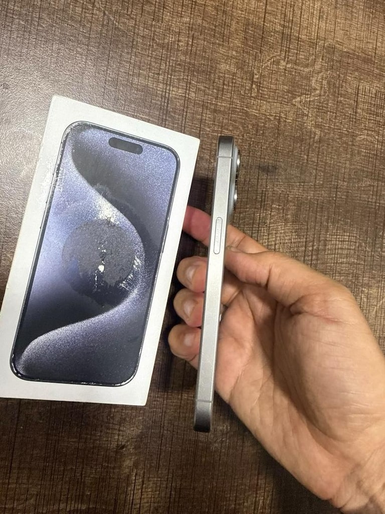 İPHONE 15 PRO 128 GB - 9