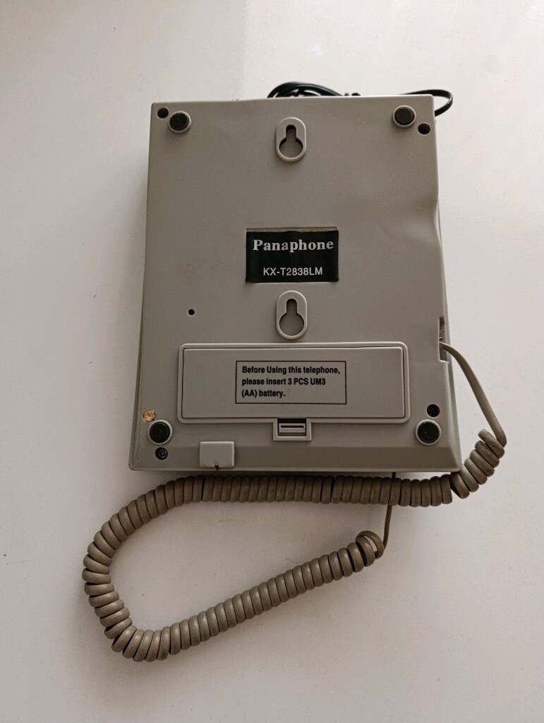 EV VE BÜRO TELEFON U TERTEMİZ SORUNSUZ ÇALIŞIYOR VEYA DEKOR İÇİN UYGUN - 6