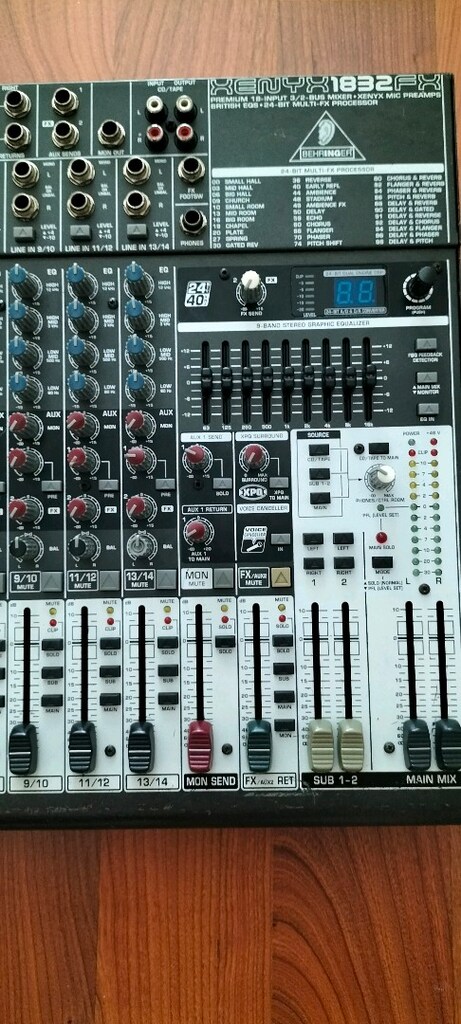 Sahibinden Temiz Behringer Xenyx 1832FX – 18 Kanal Efektli Mikser - 2