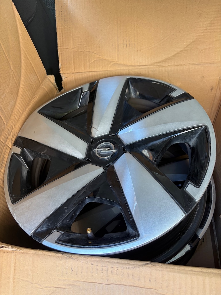 Opel crossland jant ve jant kapağı