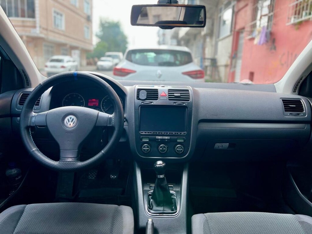 Volkswagen Golf5 2005 - 5