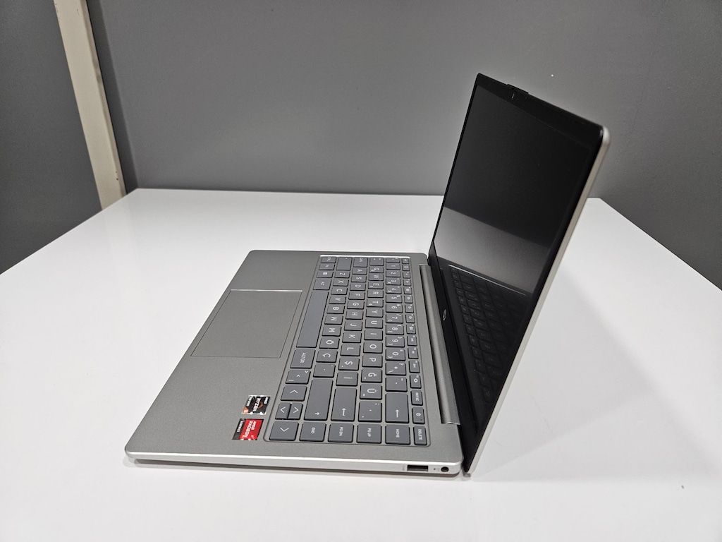 HP RYZEN 5 7520U+ 500 GB SSD+ IŞIKLI KLAVYE + FULL HD EKRAN - 5