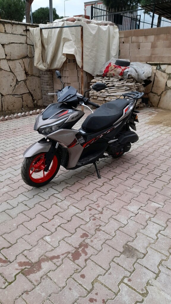 revolt rsx 3 o motor 5 km da - 9