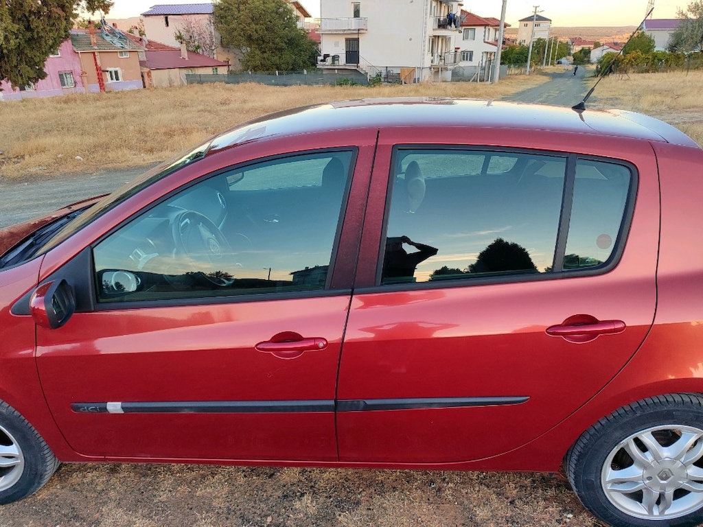 Bayandan Temiz Clio - 7