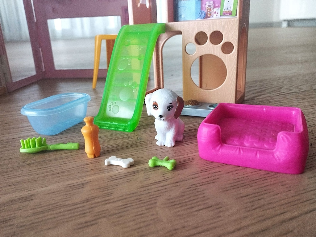 Barbie’nin portatif evi + Evcil hayvanı - 6