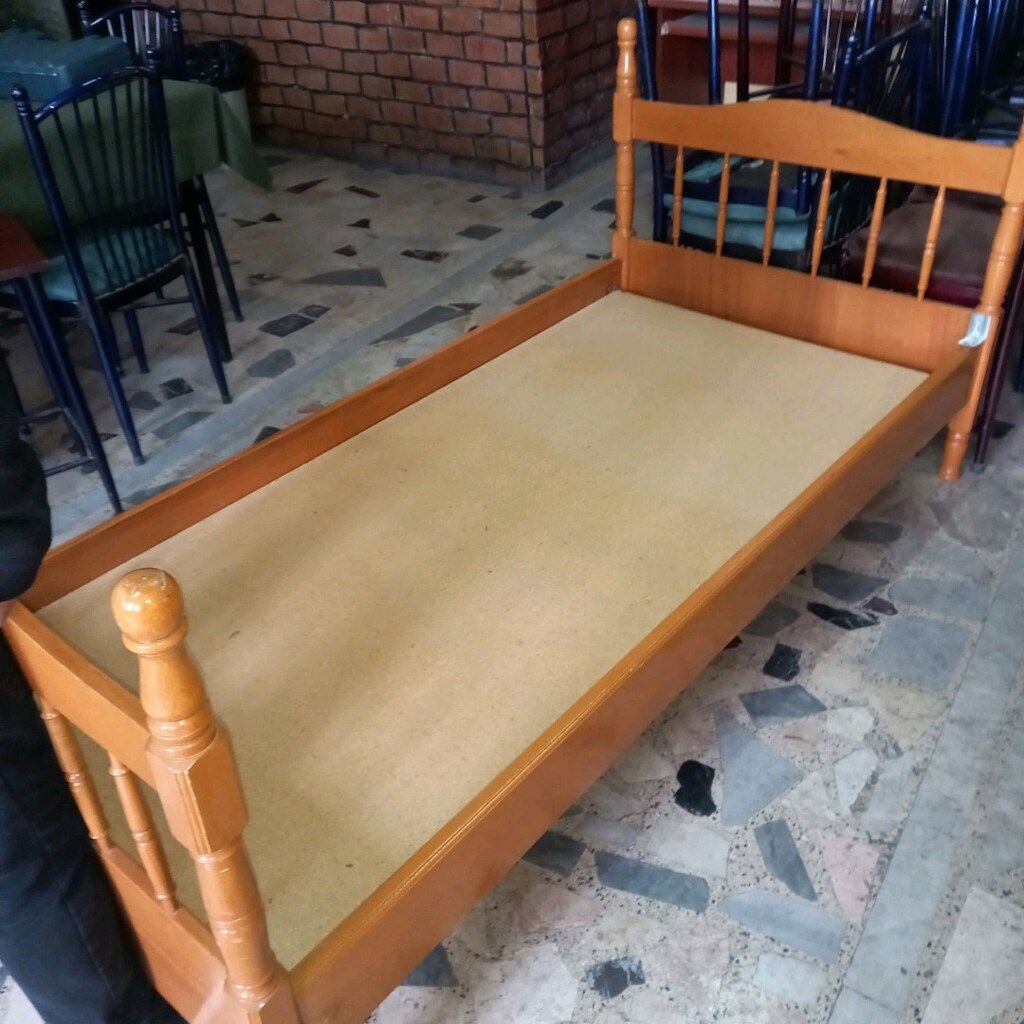 TEK KİŞİLİK AHŞAP KARYOLA - 9