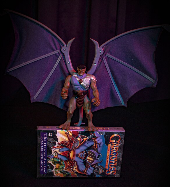 1995 Disney Gargoyles Goliath + VHS