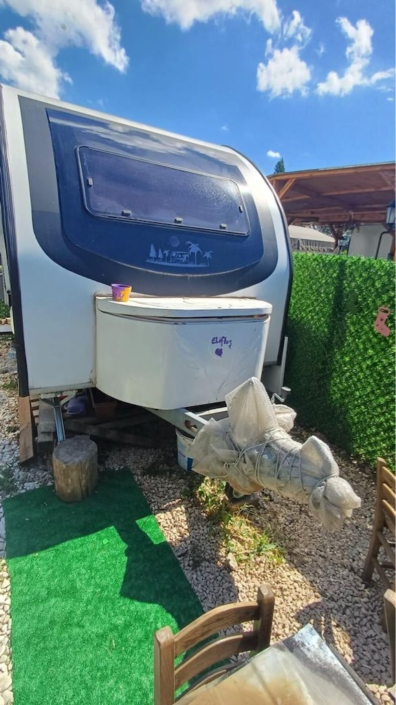 karavan + kış bahçesi tüm ekipmanları satılık - 3
