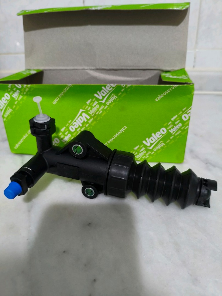 egea 1.4 debriyaj alt merkezi - 2