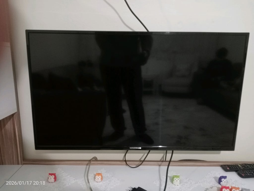 nortmonde 40" TV açıklamaya bakın - 2
