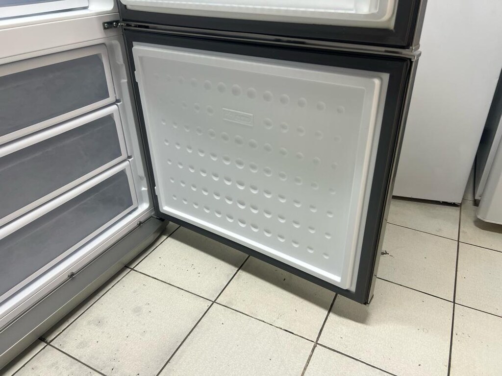 BEKO DİJİTAL XXL INOX BUZ YAPMA ÖZELLİĞİ - 11