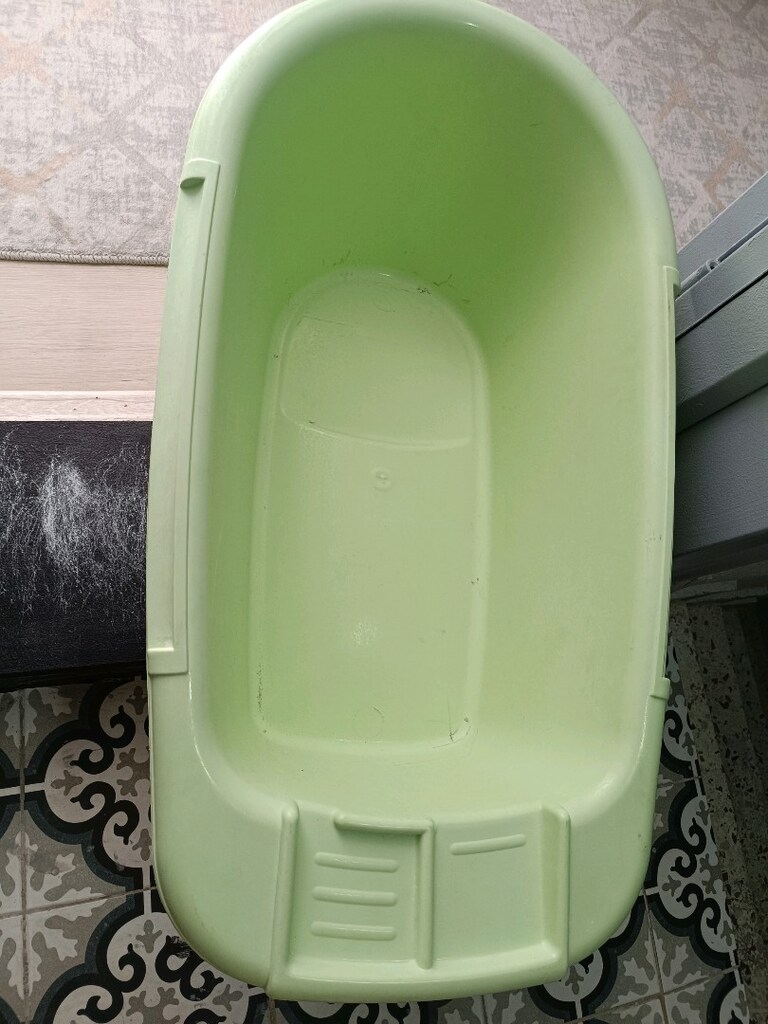 Bebek küveti kovası ve maşrafası havlusu dahil vereceğim - 3