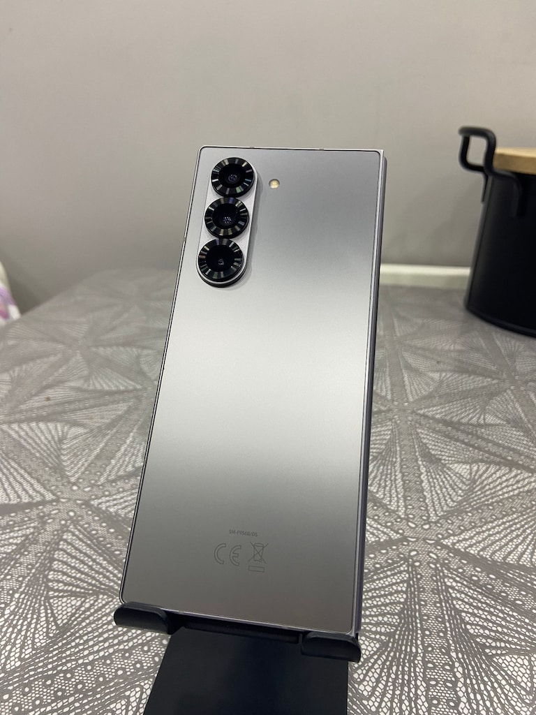 Takaslı Z Fold 6 12 RAM 1 TB Hafıza - 4