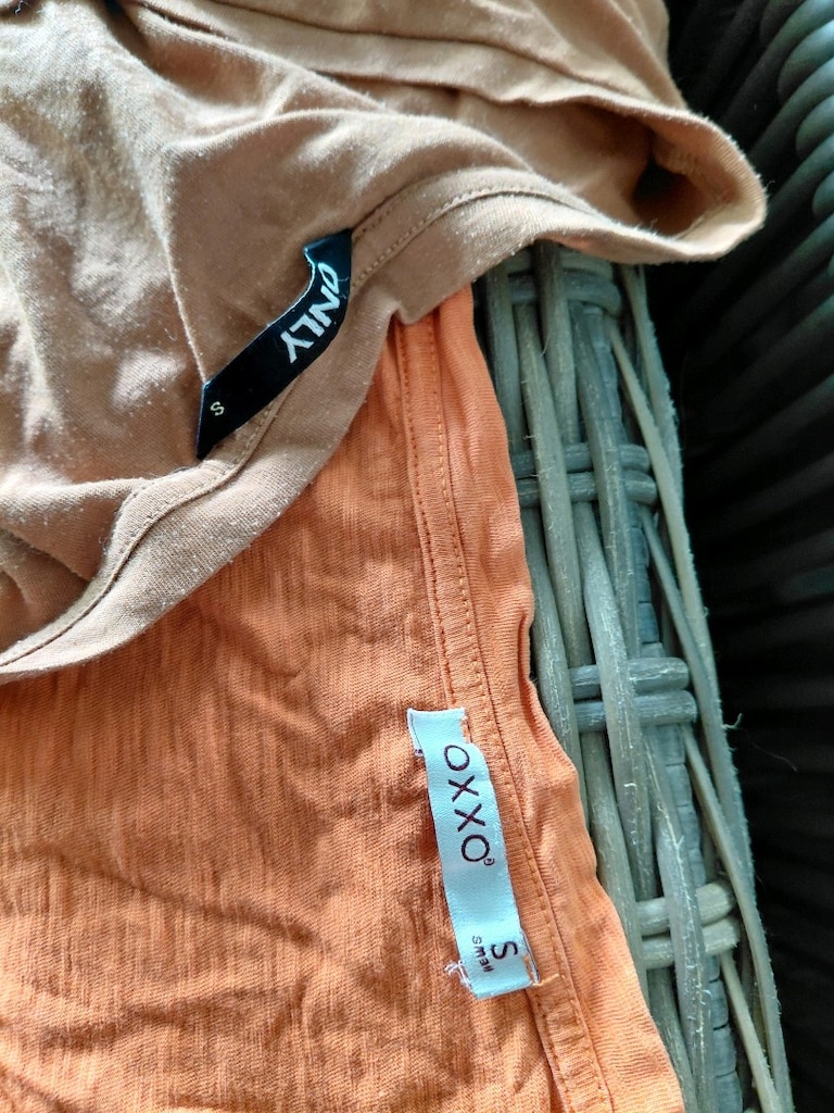 tişörtler ve külotlar hepsi marka - 2