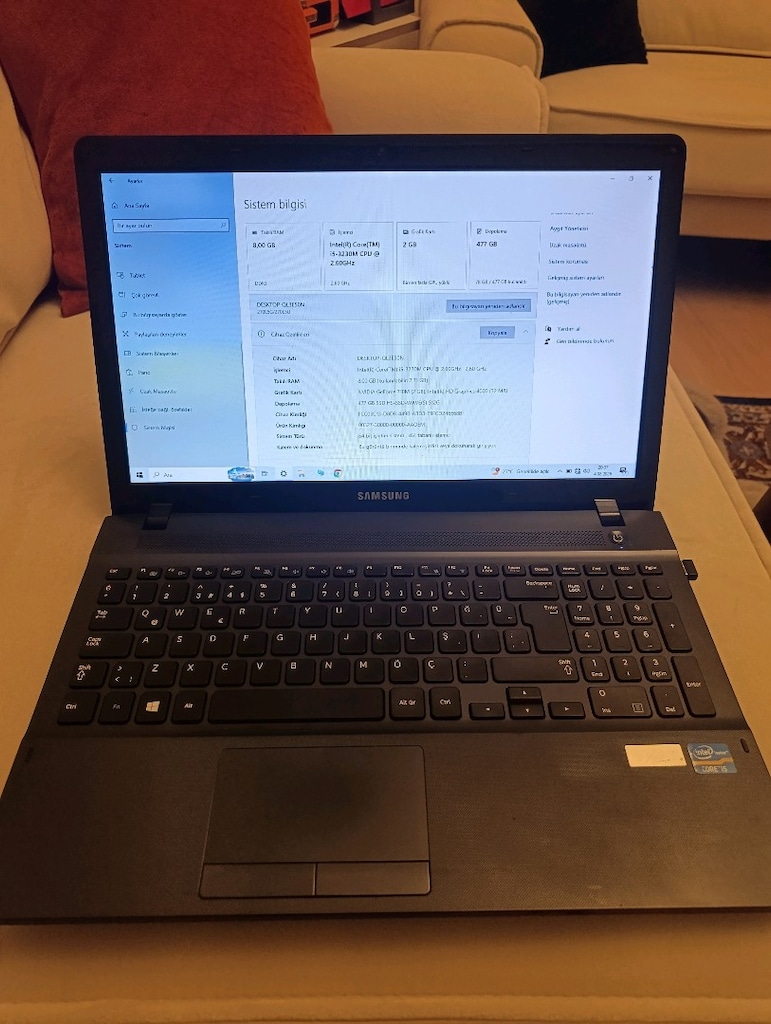 Samsung NP270E5G Laptop - 3