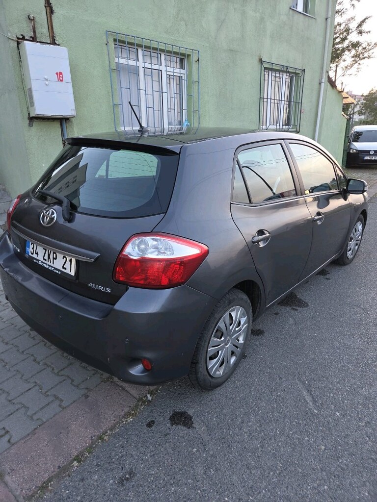 2011 Toyota Auris 1.4 D-4D Comfort Extra - 12