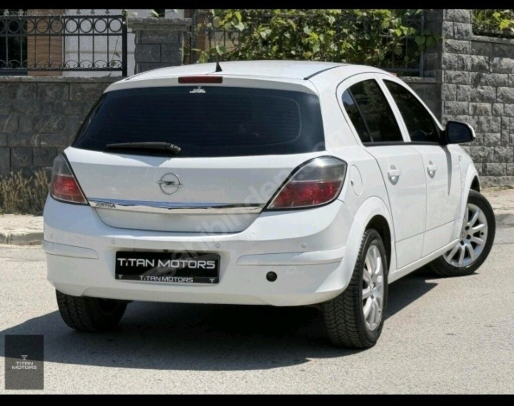 Opel Astra classic esentia H-kasa 1.6 Benzin-lpg - 12