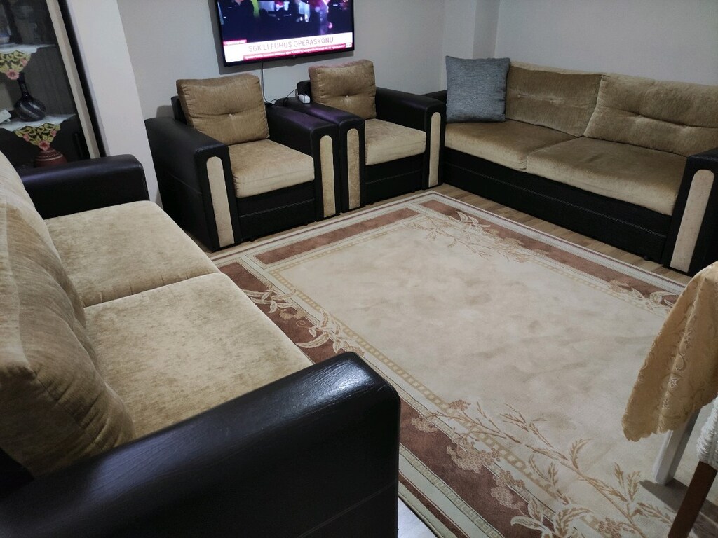 koltuk takımı 3+3+1+1 - 4