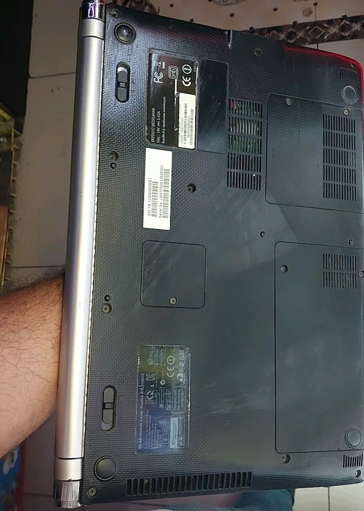GRUNDIG GNB 1450 LAPTOP /320GB HDH - 2