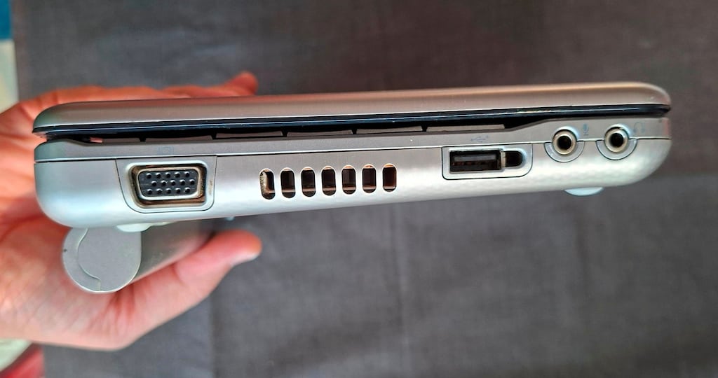 Hp Mini 2133 Pc Laptop - 6