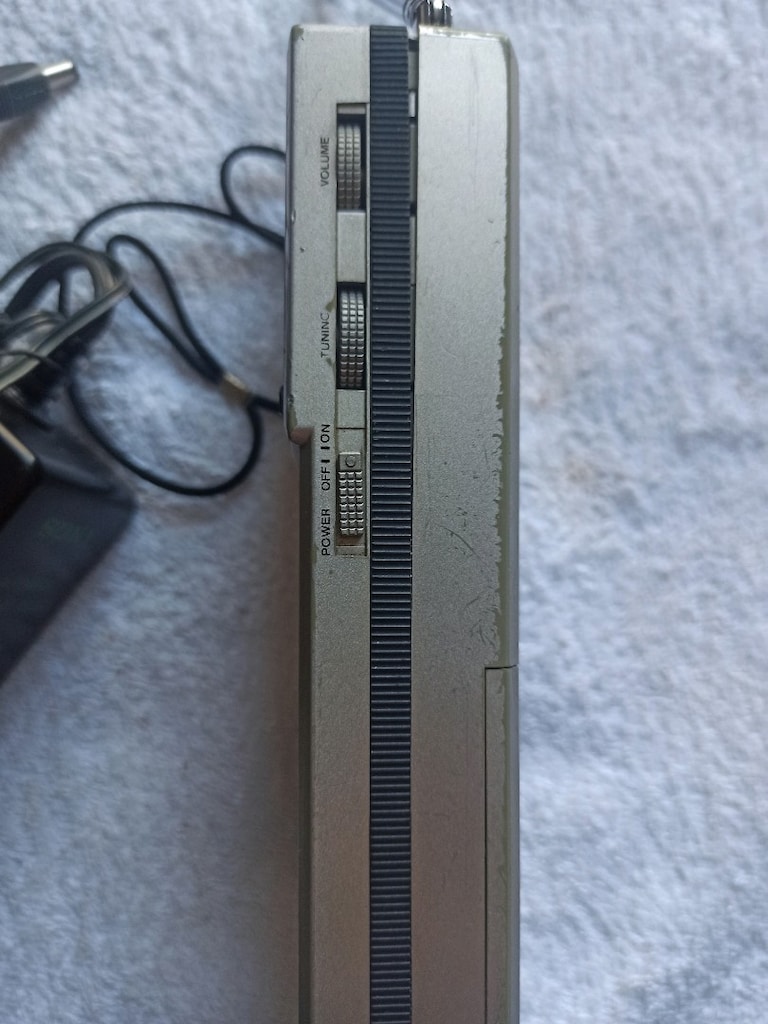 Sony watchman voyager tv - 4