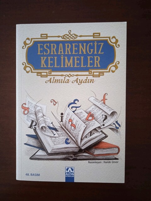 Esrarengiz Kelimeler Almila Aydın Kitap