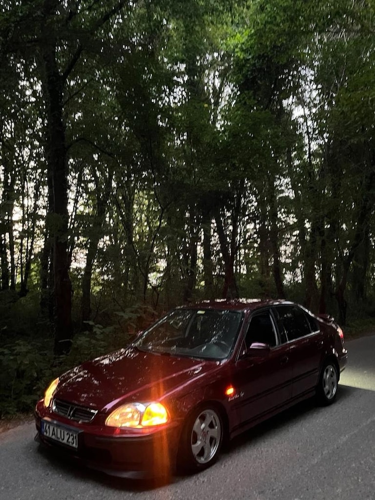 HONDA CİVİC - 4