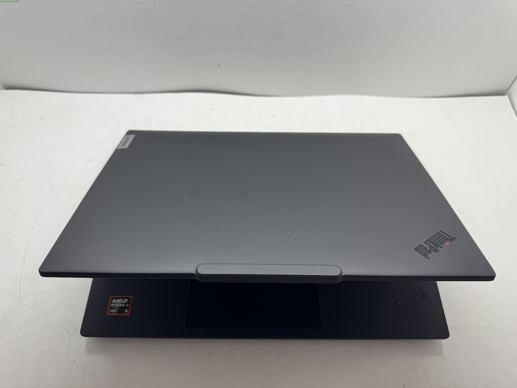 THİNKPAD T14 RYZEN AI 5 PRO İŞLEMCİ 16 GB RAM 512 NVME - 10