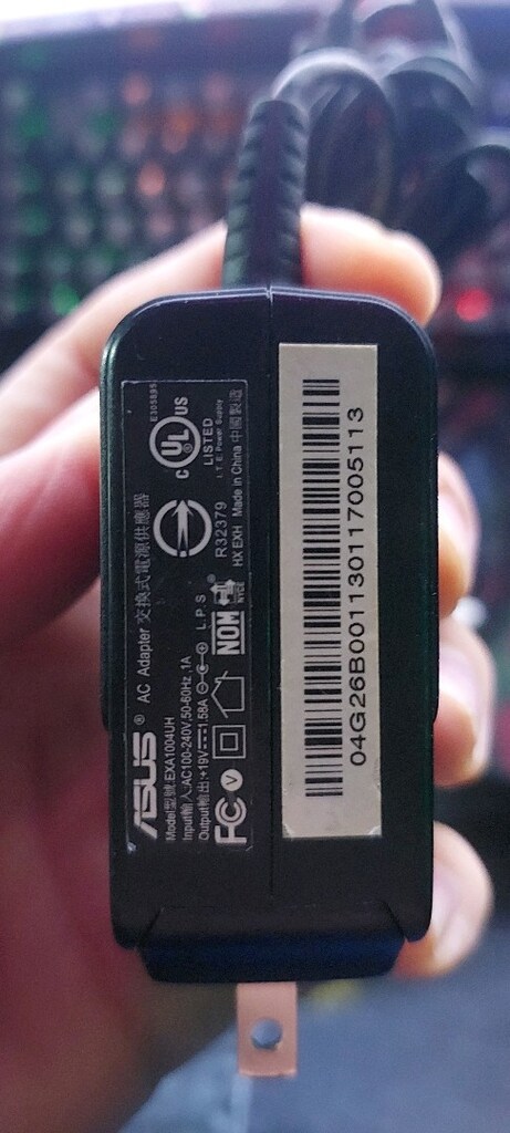 ASUS LATOPLAR ICIN ORIJINAL ADATOR 19 V 1.58 A - 7