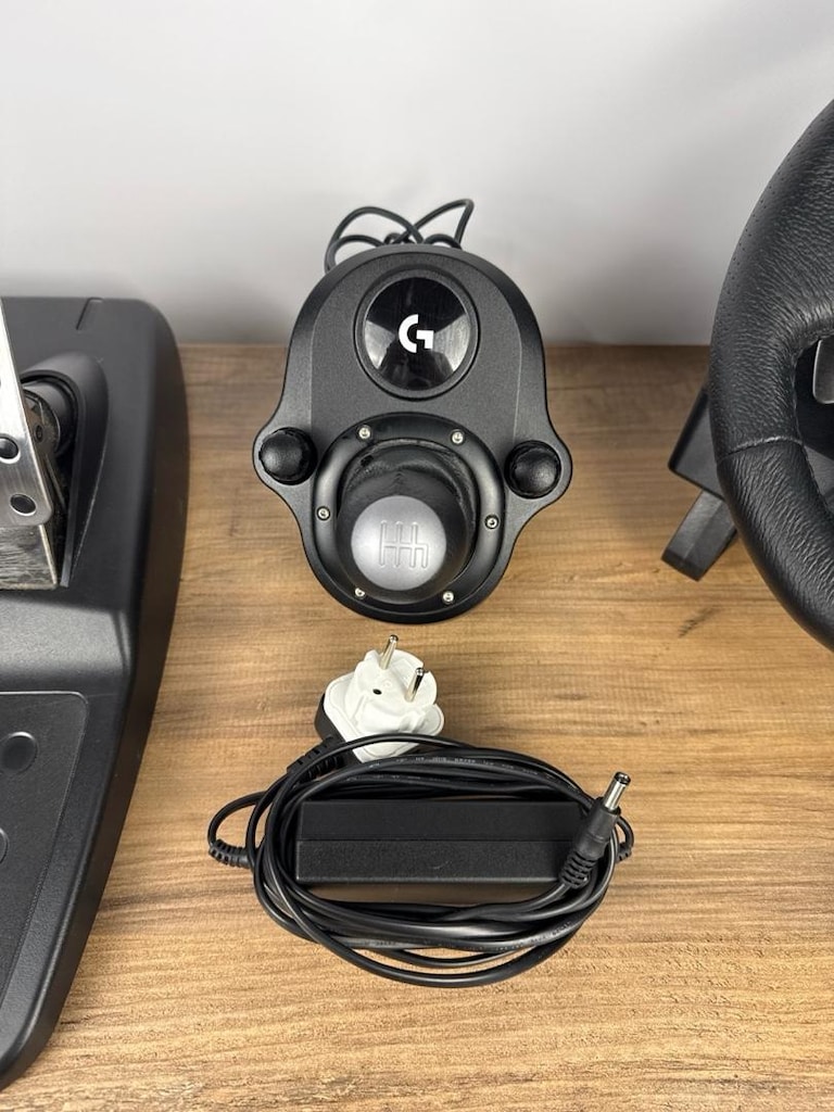 LOGITECH G29 OYUNCU DİREKSİYON SETİ VİTESLİ İKİNCİ EL TERTEMİZ ÜRÜN - 3
