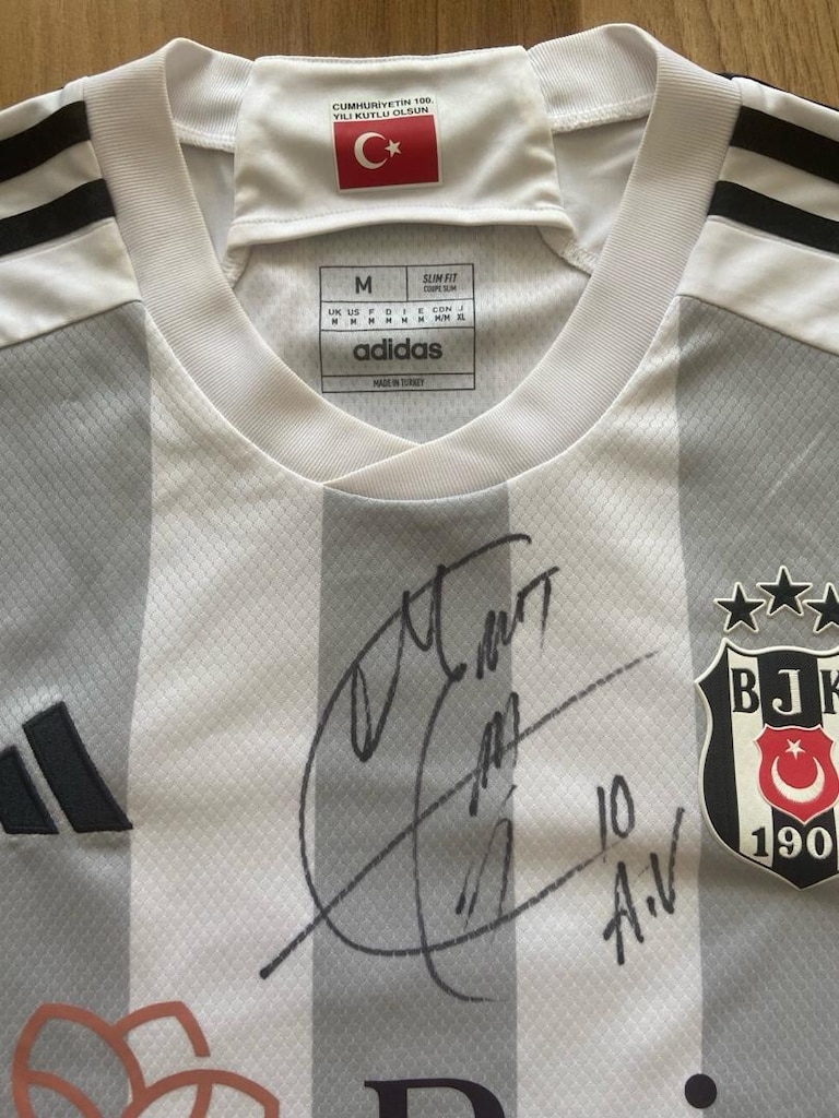 Beşiktaş Orijinal Aboubakar imzalı Lisanlı Forma - 3