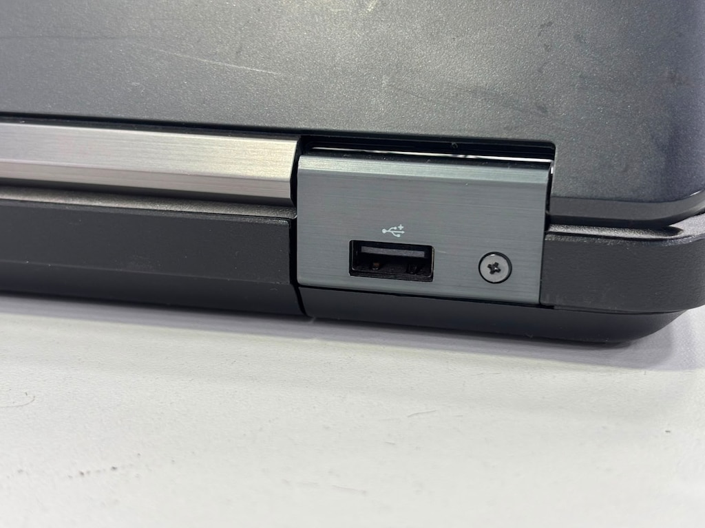 Dell Latitude E5440 İ7 4.Gen 6Gb Ram 120ssd 2gb Gt720M 2.El Laptop - 7