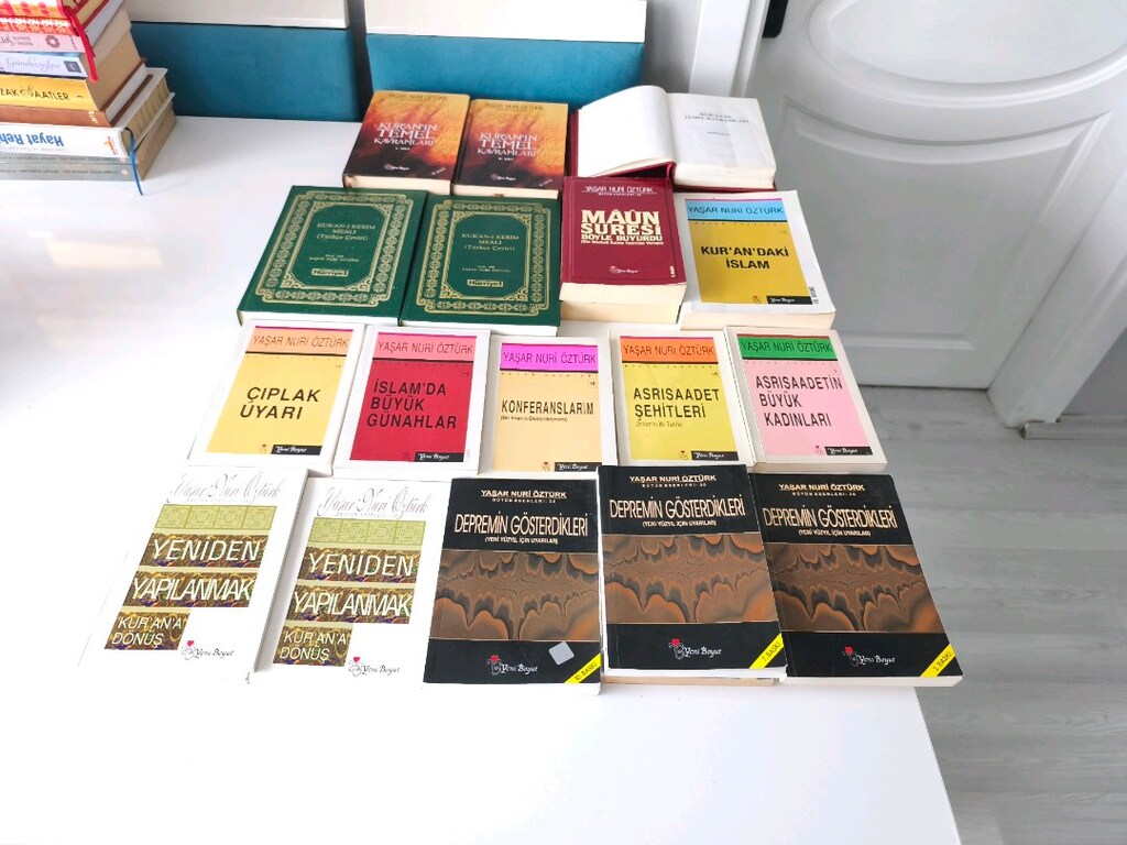 Prof. Dr. Yaşar Nuri Öztürk 12 eseri - 3